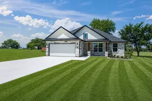 1569 Well Service Rd, Bowie, TX 76230 - Photo 4