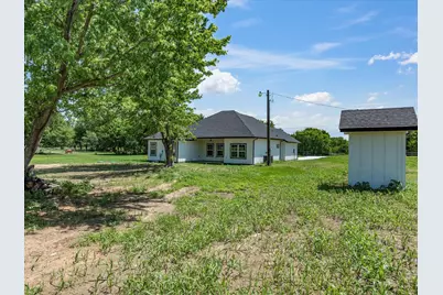 1569 Well Service Road, Bowie, TX 76230 - Photo 32