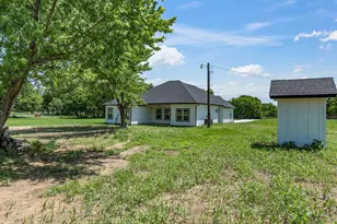 1569 Well Service Rd, Bowie, TX 76230 - Photo 32