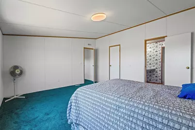 9064 Summit Court E, Cleburne, TX 76033 - Photo 16