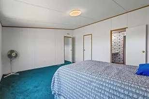 9064 Summit Ct E, Cleburne, TX 76033 - Photo 16