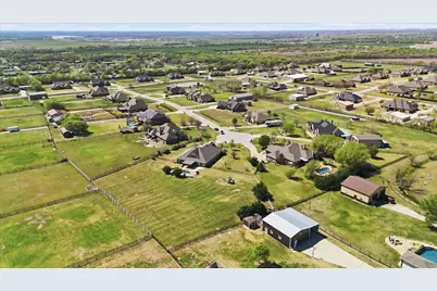 13850 James Ranch Court, Justin, TX 76247 - Photo 40