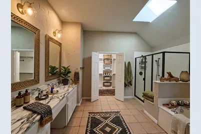 532 Silver Maple Drive, Irving, TX 75063 - Photo 2