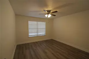 7832 Royal Ln, Dallas, TX 75230 - Photo 10