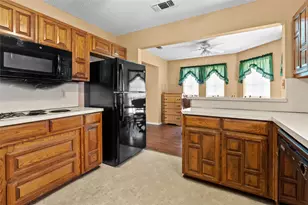 3501 Canton St, Greenville, TX 75402 - Photo 12