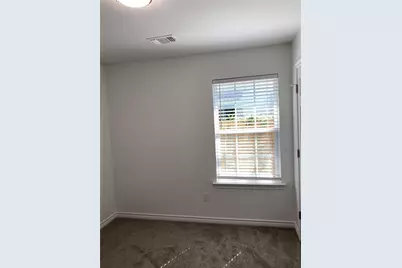 521 E Sears Street, Denison, TX 75021 - Photo 10