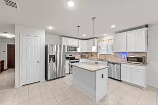 6241 Misty Breeze Dr, Fort Worth, TX 76179 - Photo 2