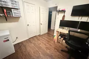 915 N 7th St, Sanger, TX 76266 - Photo 12