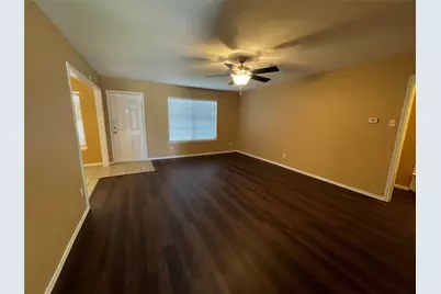 608 Coolwood Lane, Mesquite, TX 75149 - Photo 2