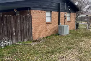 704 E 9th St, Kemp, TX 75143 - Photo 2