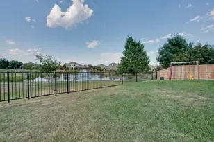 5325 Rush Creek Ct, Fort Worth, TX 76244 - Photo 2