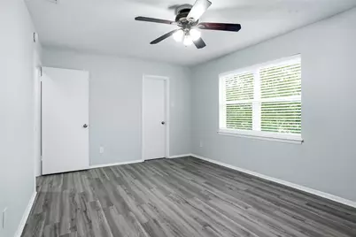 2823 Ermine Way, Farmers Branch, TX 75234 - Photo 22
