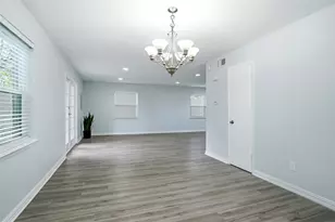 2823 Ermine Way, Farmers Branch, TX 75234 - Photo 8