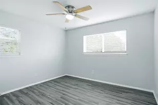 2823 Ermine Way, Farmers Branch, TX 75234 - Photo 14