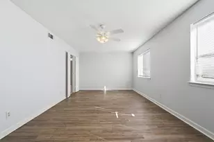 1885 Cliff View Dr, Lewisville, TX 75077 - Photo 16