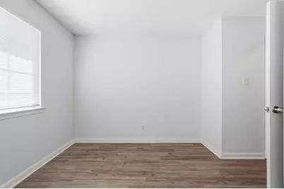 1885 Cliff View Drive, Lewisville, TX 75077 - Photo 20