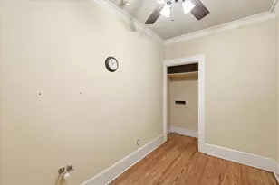 1306 N Locust St, Denton, TX 76201 - Photo 34