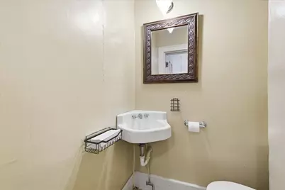 1306 N Locust Street, Denton, TX 76201 - Photo 32