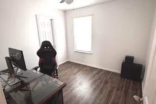 2831 Painted tr, Dallas, TX 75237 - Photo 6