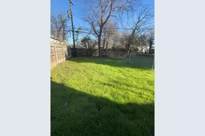 502 19th Street, Grand Prairie, TX 75050 - Photo 14