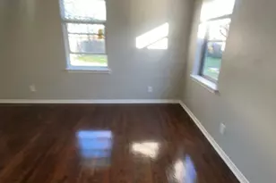 502 19th St, Grand Prairie, TX 75050 - Photo 8