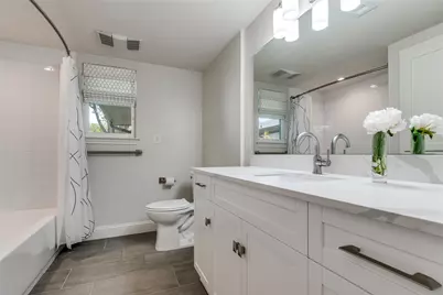 16046 Longvista Drive, Dallas, TX 75248 - Photo 14