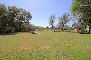 505 College, Italy, TX 76651 - Photo 20