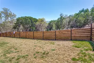 805 Woodhaven Ct, Granbury, TX 76048 - Photo 24