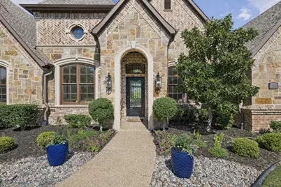 2284 Courtland Drive, Frisco, TX 75034 - Photo 2