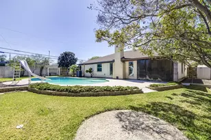 701 Del Mar Ln, Arlington, TX 76012 - Photo 1