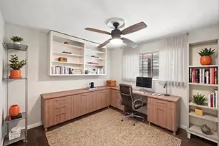 2003 Botts Dr, Arlington, TX 76012 - Photo 32