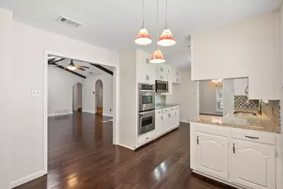 2003 Botts Drive, Arlington, TX 76012 - Photo 12