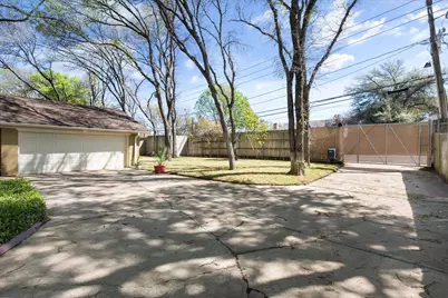 2003 Botts Drive, Arlington, TX 76012 - Photo 38