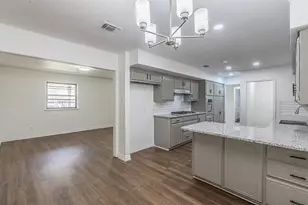 1017 Arlena Dr, Arlington, TX 76012 - Photo 10