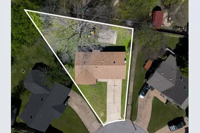 308 Jasmine Court, Burleson, TX 76028 - Photo 4