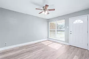 308 Jasmine Ct, Burleson, TX 76028 - Photo 6