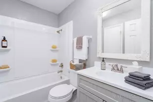 308 Jasmine Ct, Burleson, TX 76028 - Photo 16