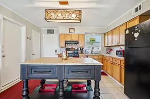 12004 Galva Dr, Dallas, TX 75243 - Photo 8