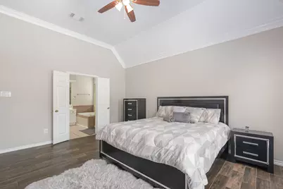 2144 Brookgate Drive, Grapevine, TX 76051 - Photo 8