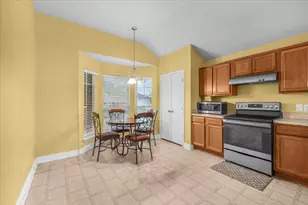 427 Cranbrook Ln, Grand Prairie, TX 75052 - Photo 10