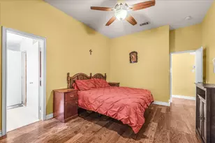 427 Cranbrook Ln, Grand Prairie, TX 75052 - Photo 16