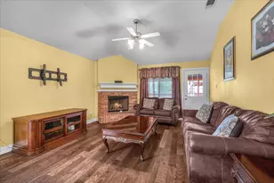 427 Cranbrook Ln, Grand Prairie, TX 75052 - Photo 4