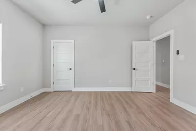 4417 Martin Street, Fort Worth, TX 76119 - Photo 6