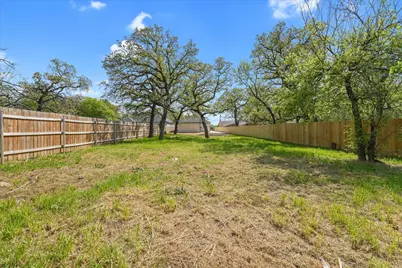 4417 Martin Street, Fort Worth, TX 76119 - Photo 14