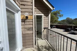 9811 Walnut St, Dallas, TX 75243 - Photo 10