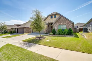 11721 Pistachio Trl, Fort Worth, TX 76108 - Photo 2