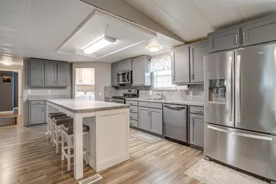 202 S Avenue C, Blum, TX 76627 - Photo 10