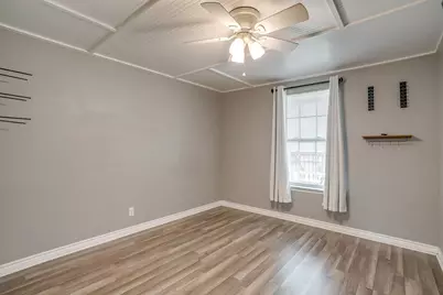 202 S Avenue C, Blum, TX 76627 - Photo 14