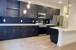 7330 Bree Ct, Dallas, TX 75235 - Photo 6