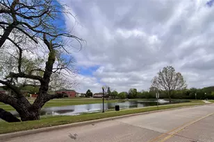 231 N Waterford Oaks Dr, Cedar Hill, TX 75104 - Photo 6